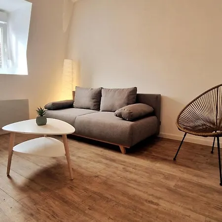 T2 Calme Renove 1-4 Pers Parking Tram 1 Apartman *